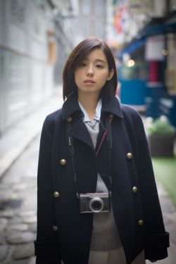 女人被狂躁C到高潮喷水演员表
